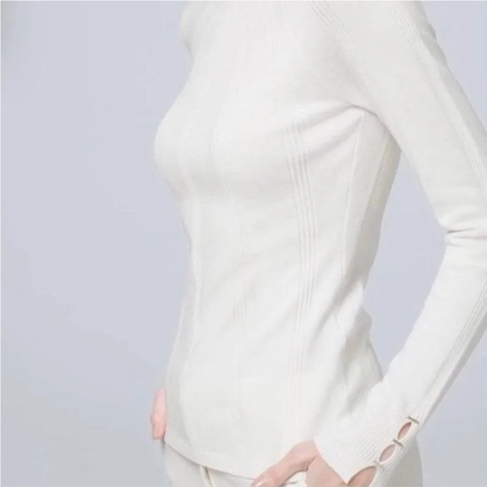 White House Black Market Turtleneck
